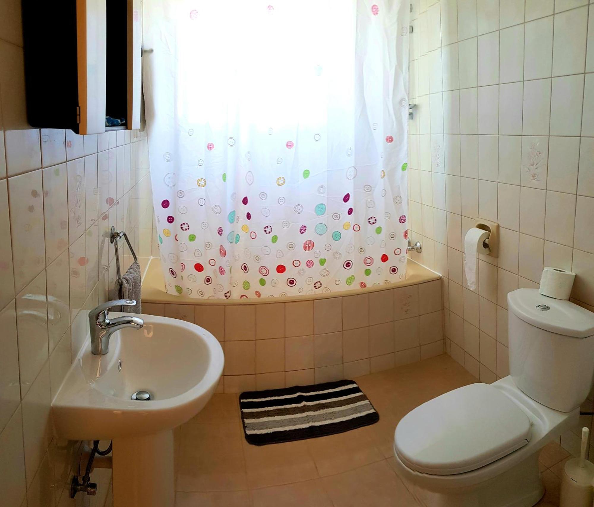 King Philips Apartment Paphos ภายนอก รูปภาพ